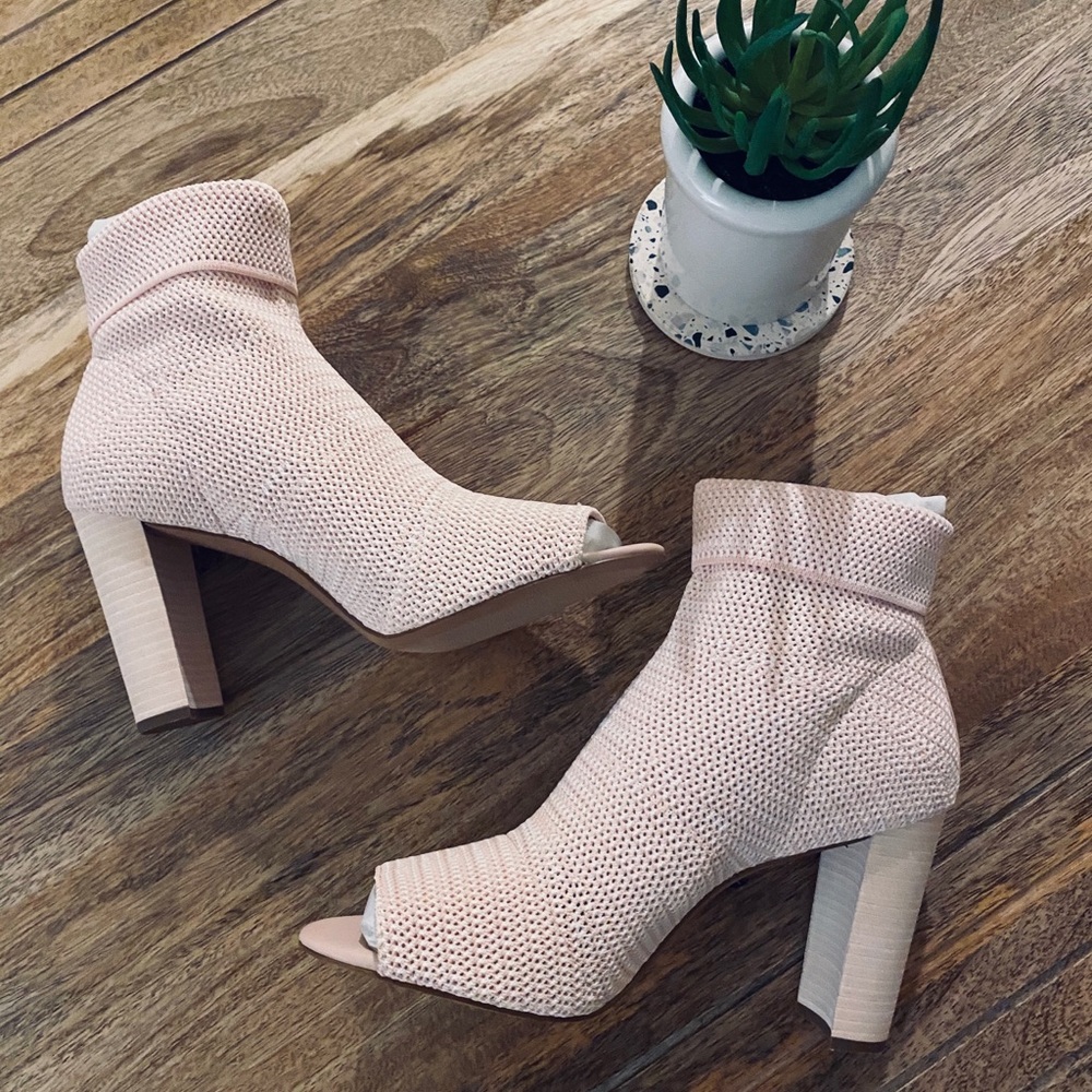 LAST 1! 🆕 NIB Avec Les Filles Booties